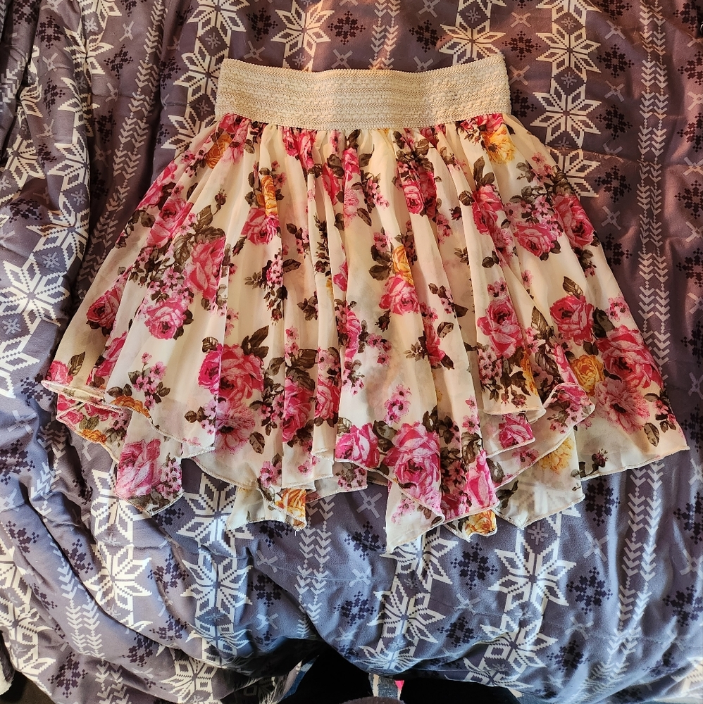 Beautiful Rue21 Skirt